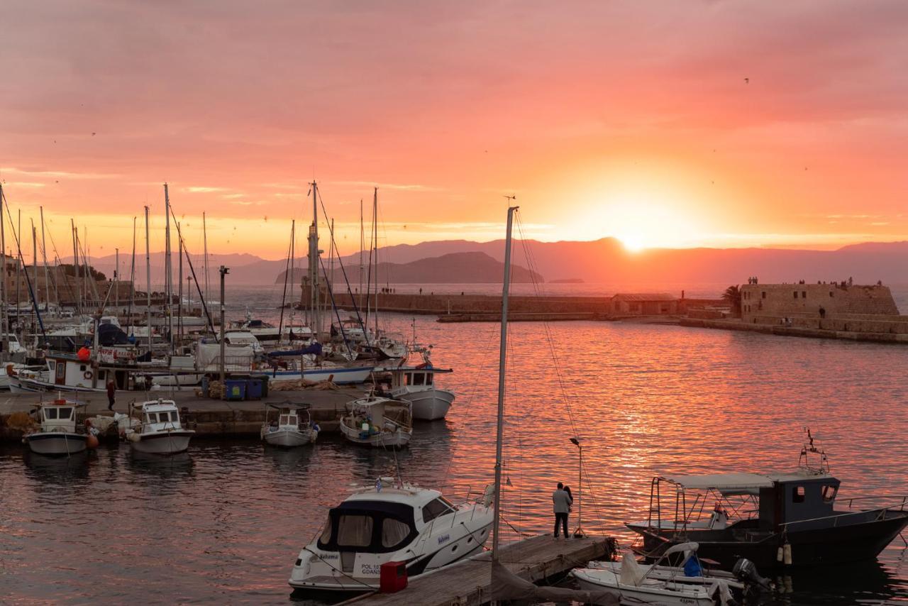 חאניה Destino Home Overlooking The Venetian Port Of Chania מראה חיצוני תמונה